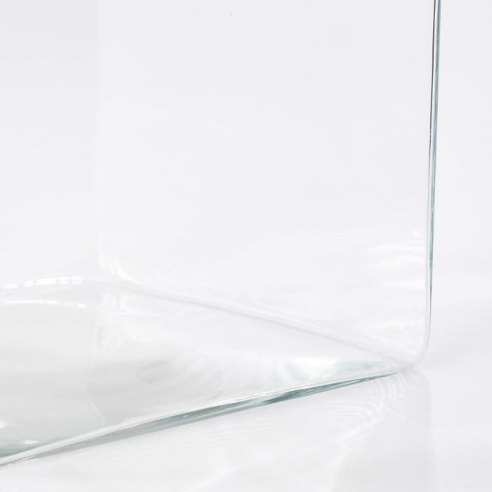 Britt firkantet vase 20 cm høj 20 cm bred