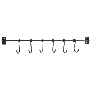 Sort knagerække i metal fra Ib Laursen med seks flytbare S-kroge til praktisk vægopbevaring i hjemmet.