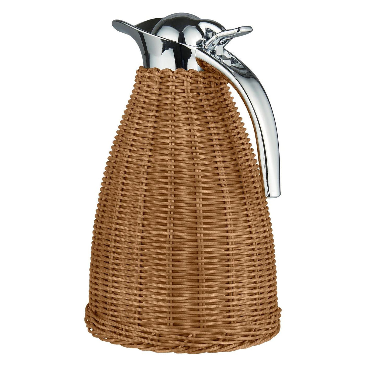 Termokande fra Ib Laursen med håndflettet mørkebrun polyrattan, blankt metallåg og hank, kapacitet 1,5 liter.
