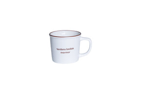 Porcelænskop fra Speedtsberg med teksten Verdens bedste mormor i enkelt hvidt design.