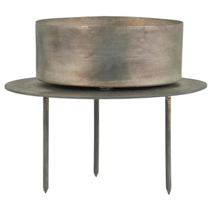 Sølvfarvet lysholder til bloklys fra Ib Laursen med tre metalspyd til adventskranse og juledekorationer