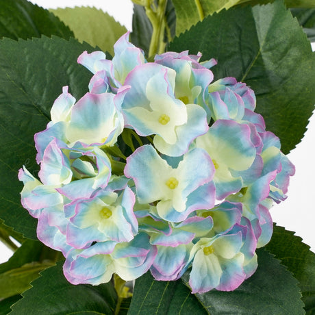 Blomsterhoved på kunstig blålilla hortensia blomst