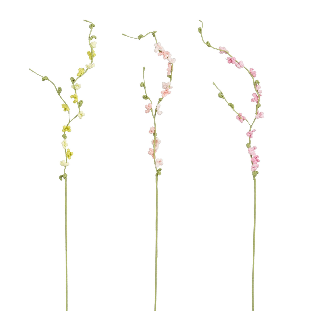 Hæklede blomstergrene med små blomster og grønne knopper i gul, lys lyserød og mørk lyserød